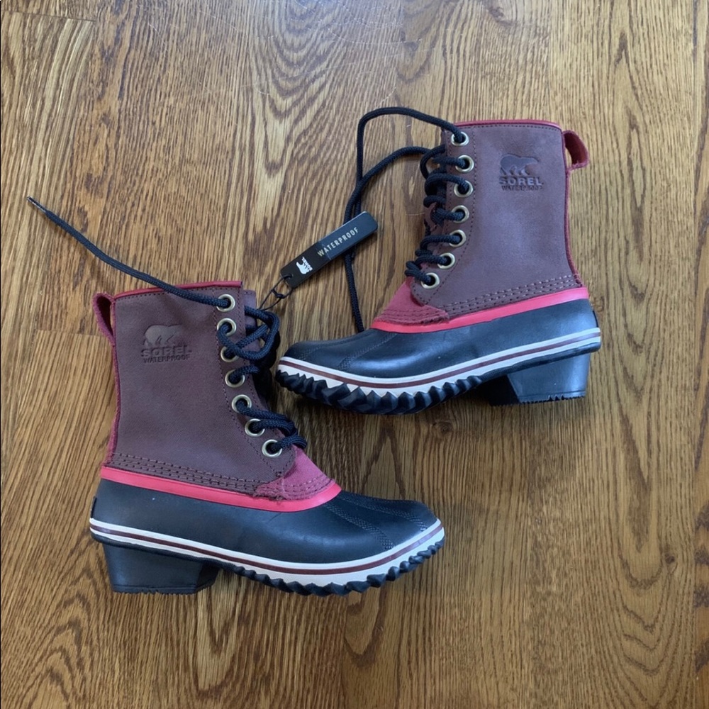 Sorel Slimpack Lace up Boots